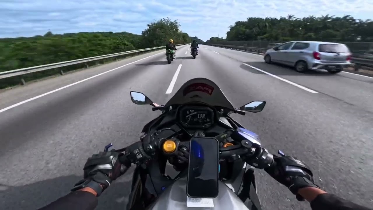 Sunday ride to Melaka. Ride santai ke bantai?? 