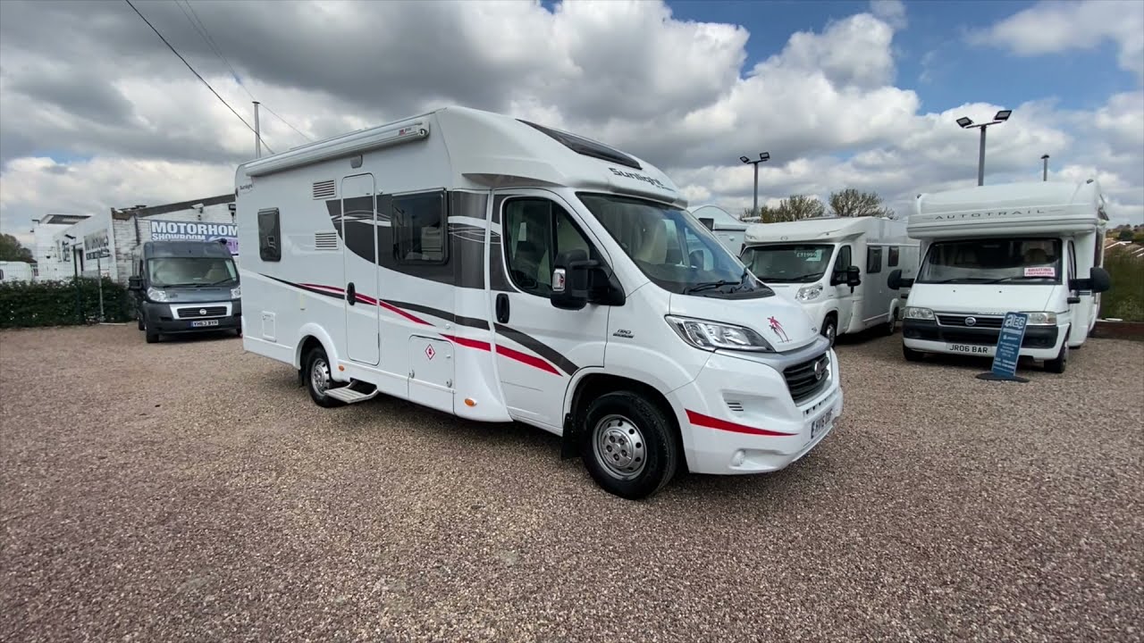 2016 Sunlight T64 | 4 berth
