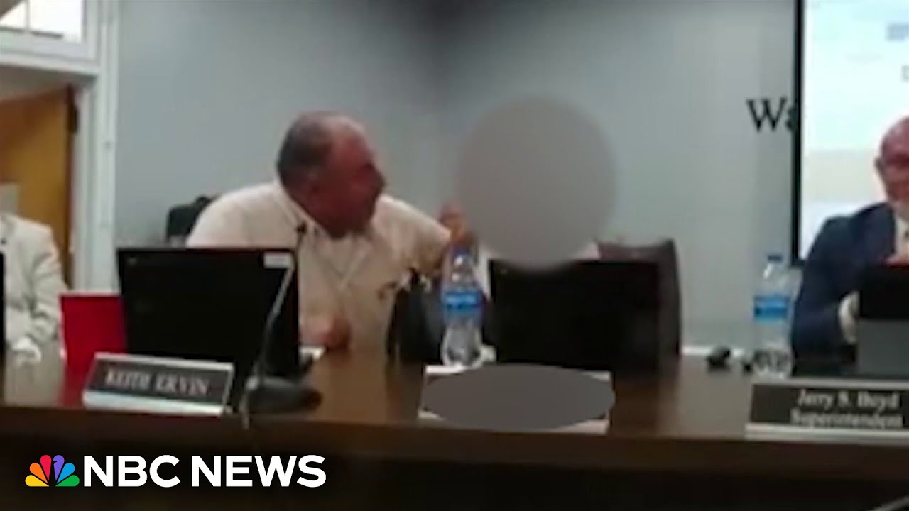Tennessee school board member censured after calling student 'hot'