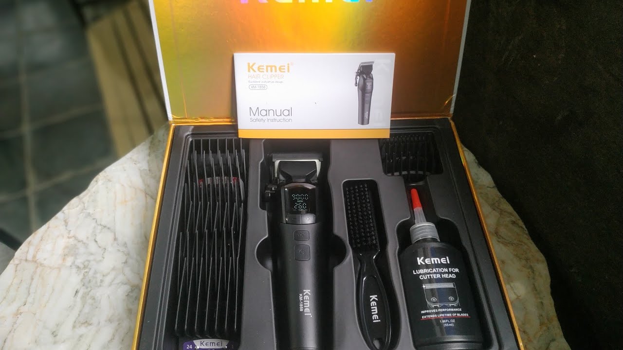 Clipper Baterai 4600 mAH 9000RPM Bisa desetel semau kita, lenkap dengan lampu center, Kemei KM 1858