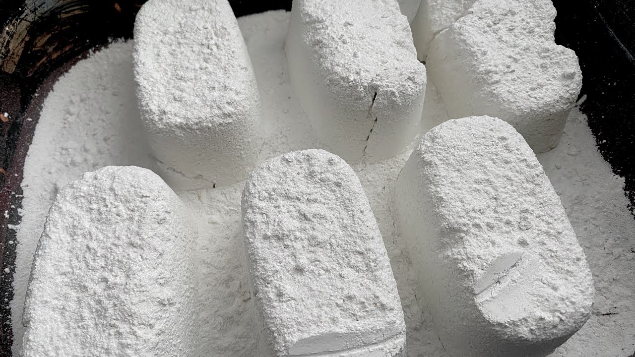 Ultra dusty Crispy gym chalk Crush | ASMR | ANXIETY RELIEF | oddly satisfying