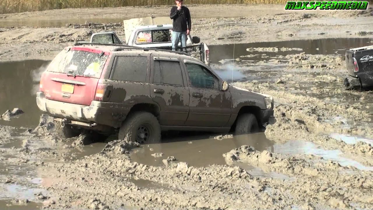 Jeep Grand Cherokee...and mud, lots of mud..