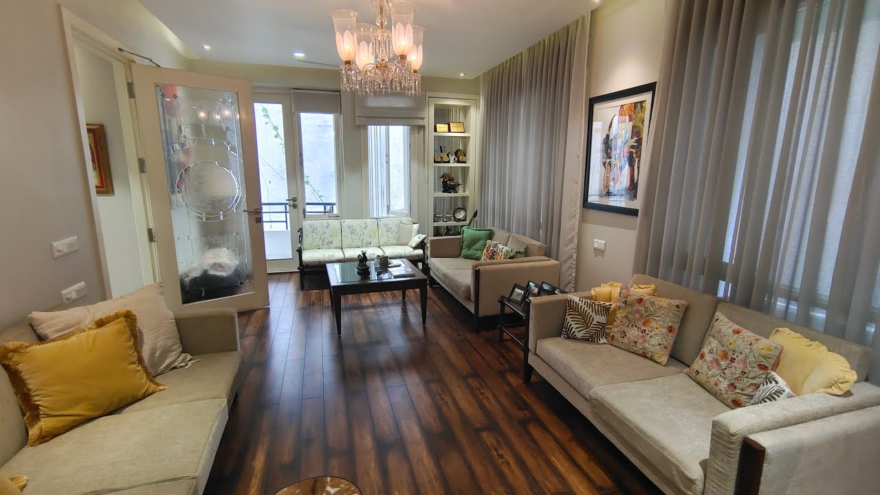 4300 SQ FT FULLY FURNISHED TRIPLEX 4 BHK VILLA FOR SALE JUBILEE HILLS HYDERABAD ELIP PROPERTY