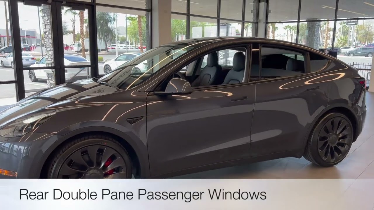 '22 Tesla Model Y Performance (MYP) Trim @ East Sahara