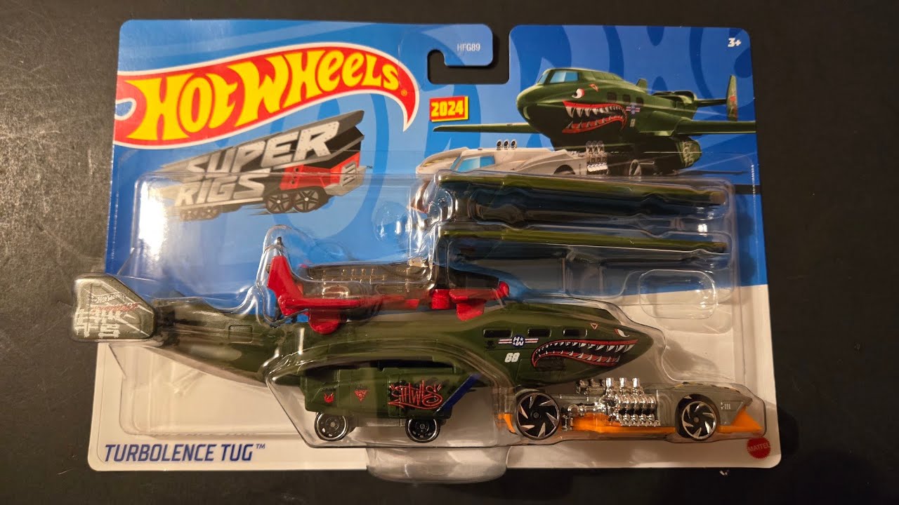 Opening Hot Wheels Turbolence Tug Super Rigs