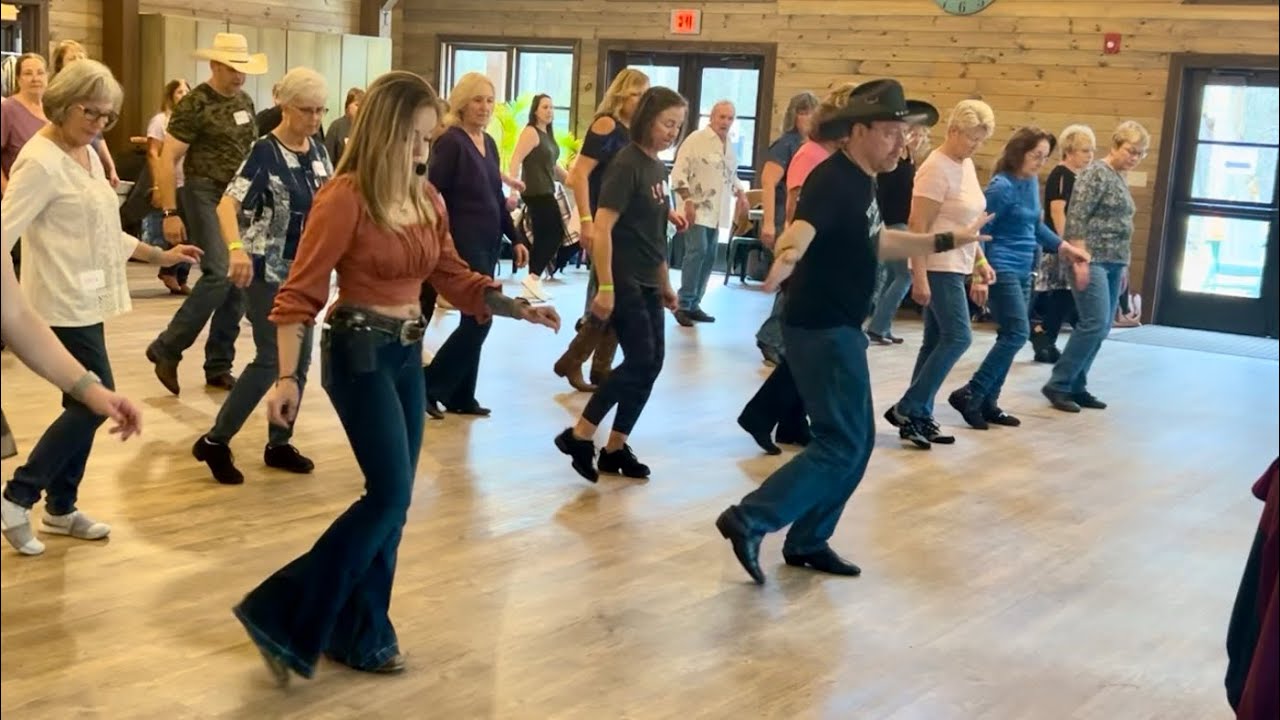 Long Live Country Music - Line Dance Demo