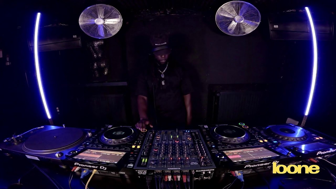 Loone LIVE x STAANA w/ PRANCE