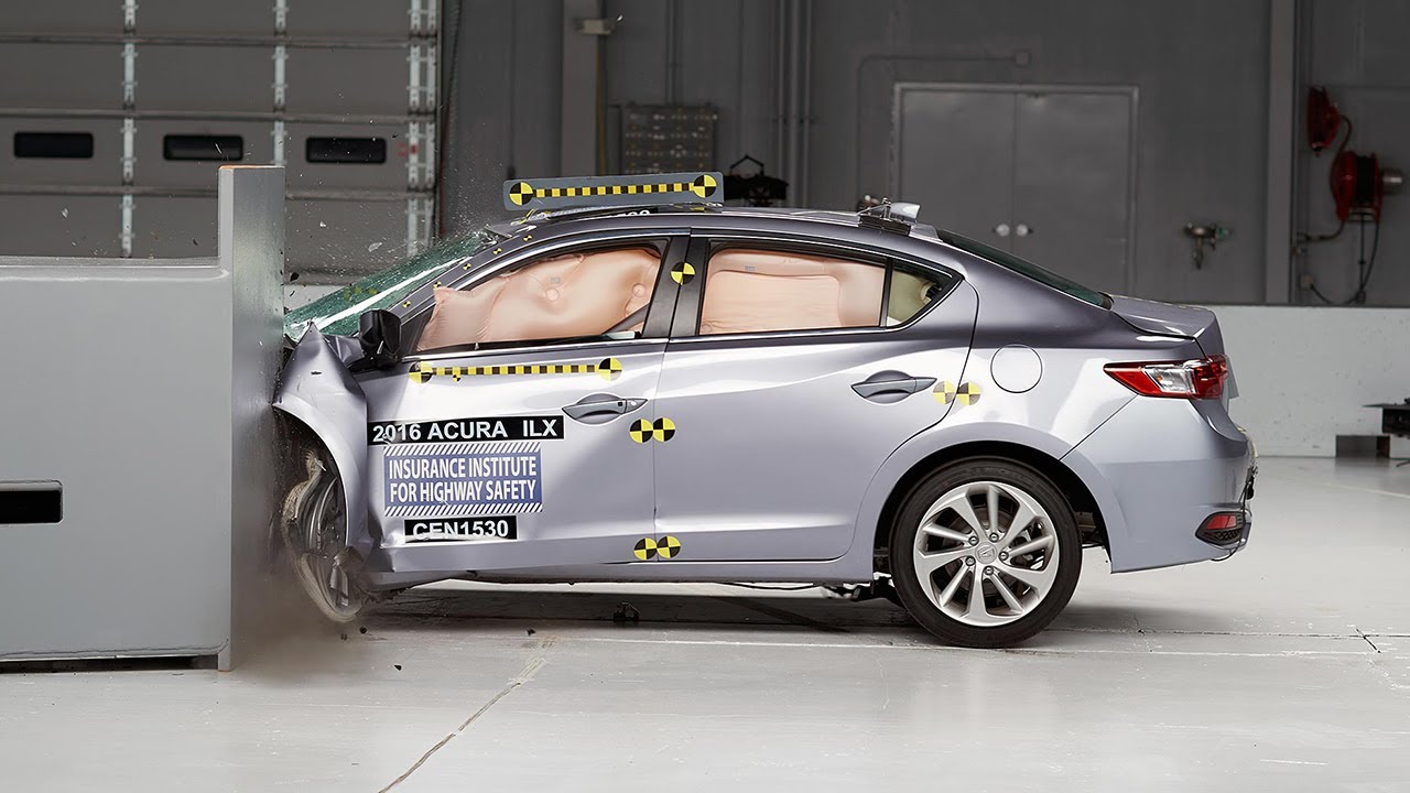 2016 Acura ILX driver-side small overlap IIHS crash test