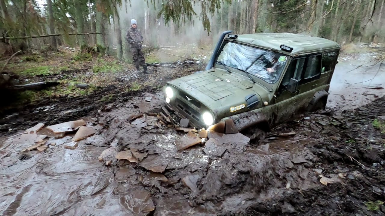 Ноябрьская разведка. ТагАЗ в окружении УАЗов
