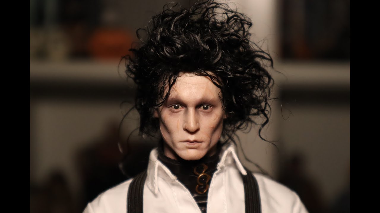 EDUARDO MANOSTIJERAS 1/6 (PRESENT TOYS)