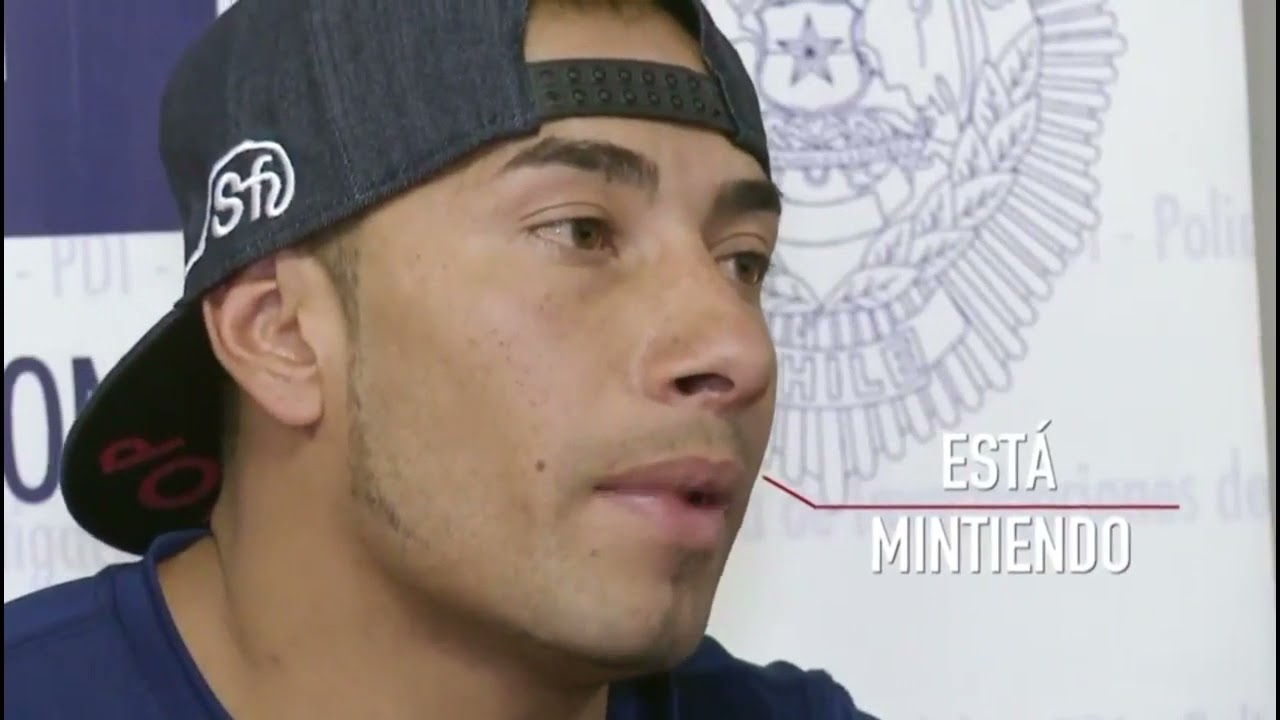 Pasajero colombiano no puede ingresar por tener antecedentes delictuales. ECNM, Canal 13.