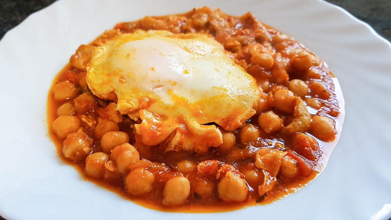Garbanzos rápidos en salsa de tomate 🍅 Receta fácil de legumbres ~ Garbanzos salteados con panceta
