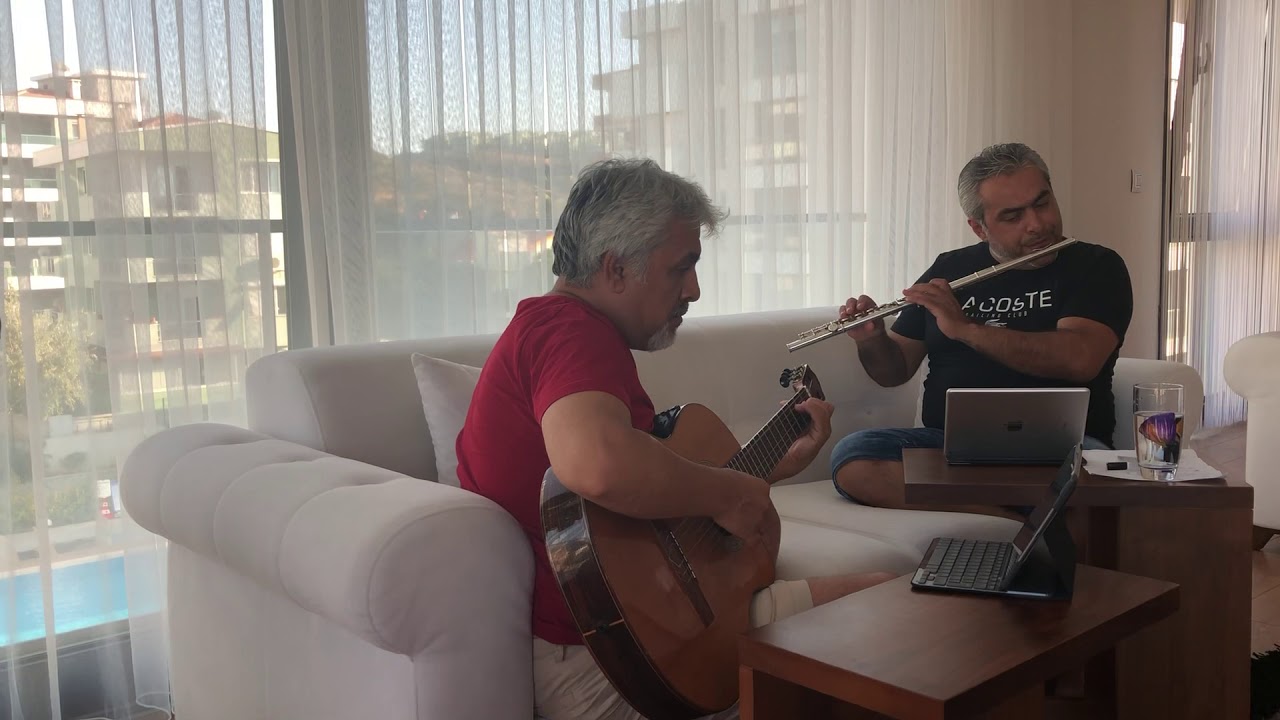 Uyu Memik Oğlan Yan flüt & Gitar