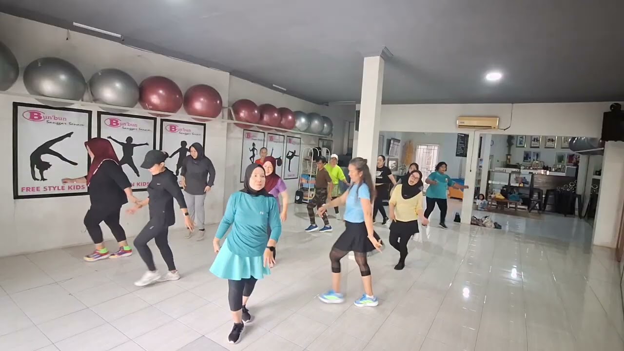 Line Dance Queen||Adadimanamana||Selviyamma