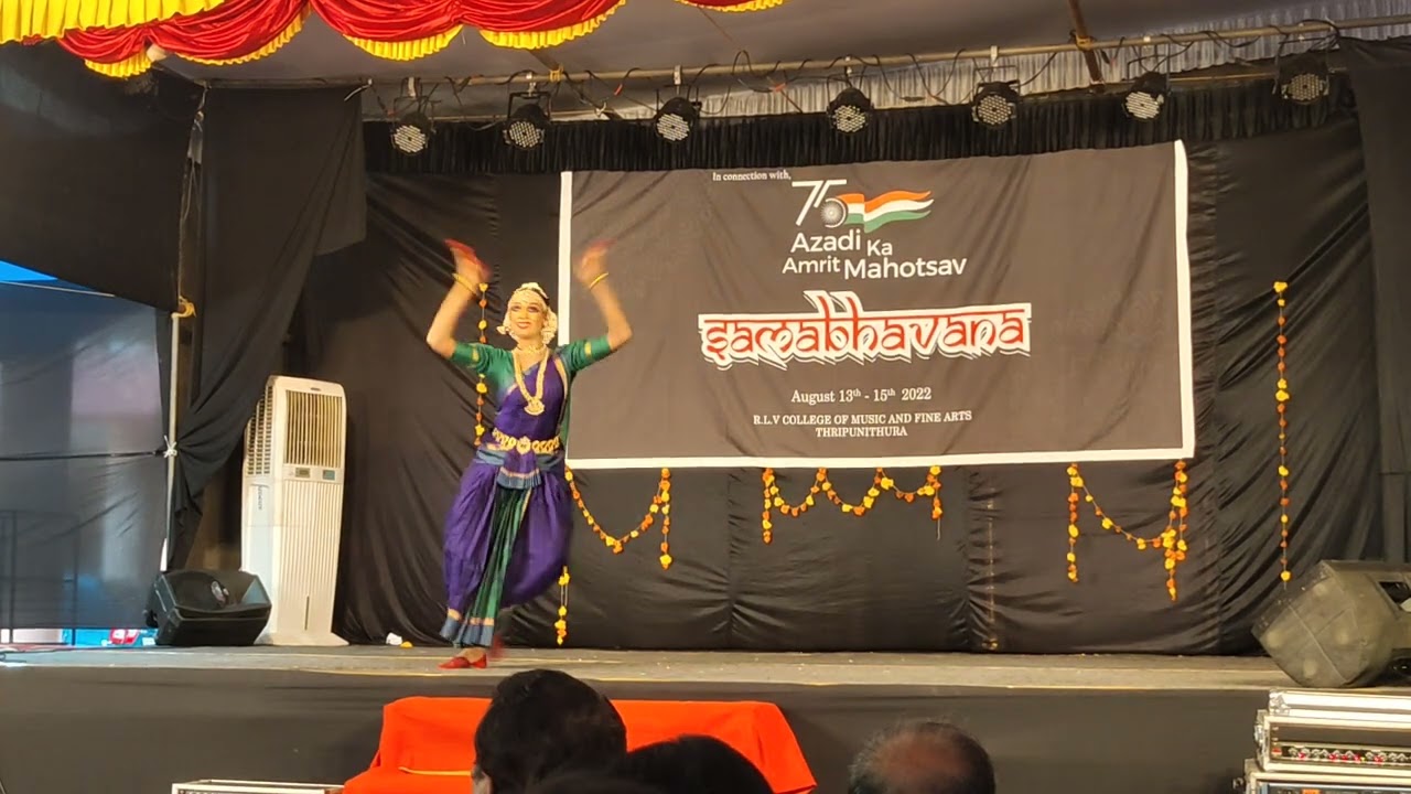 ഭരതനാട്യം performance | Thanvi | First Transgender #കലാതിലകം in MGUniversity kalolsavam| Time4MANVEE