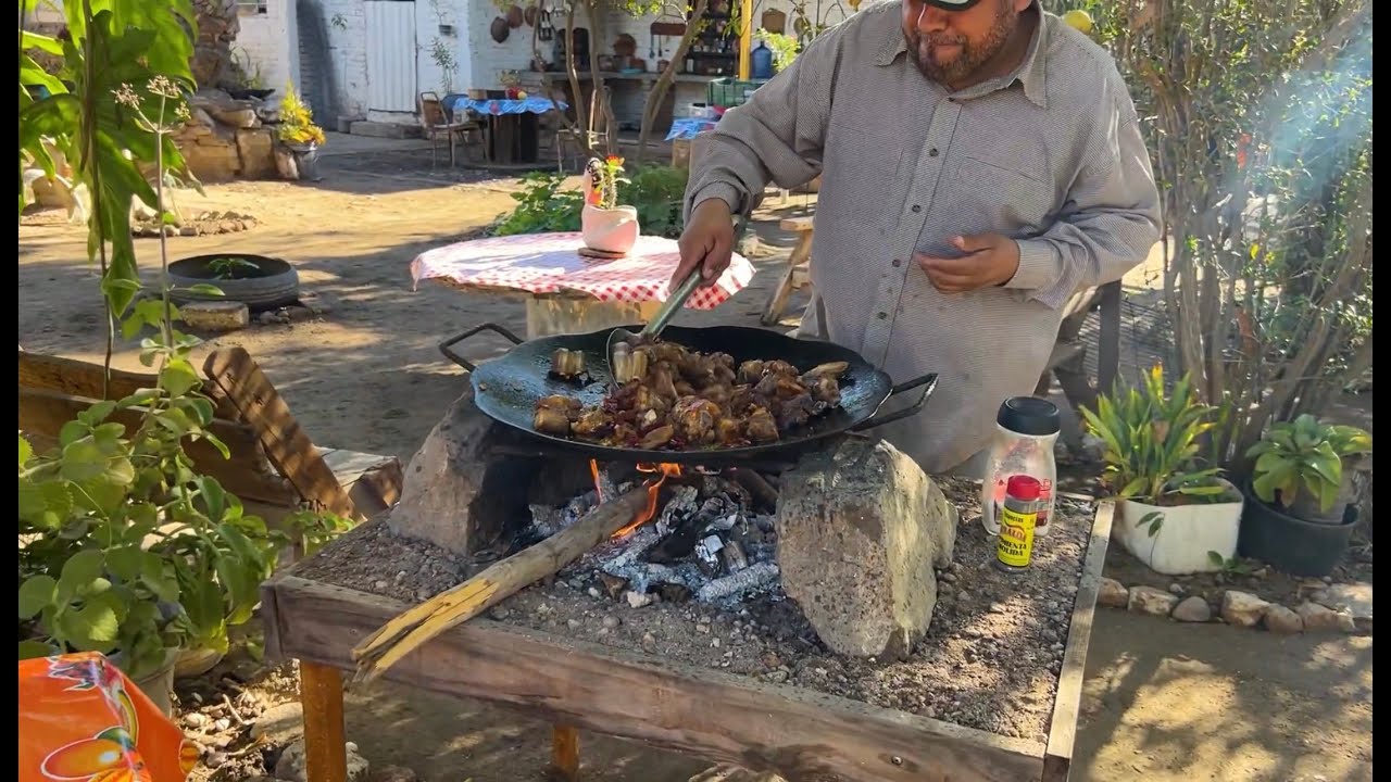 Costillitas al ajillo y guajillo | RUTA LA NUEVE