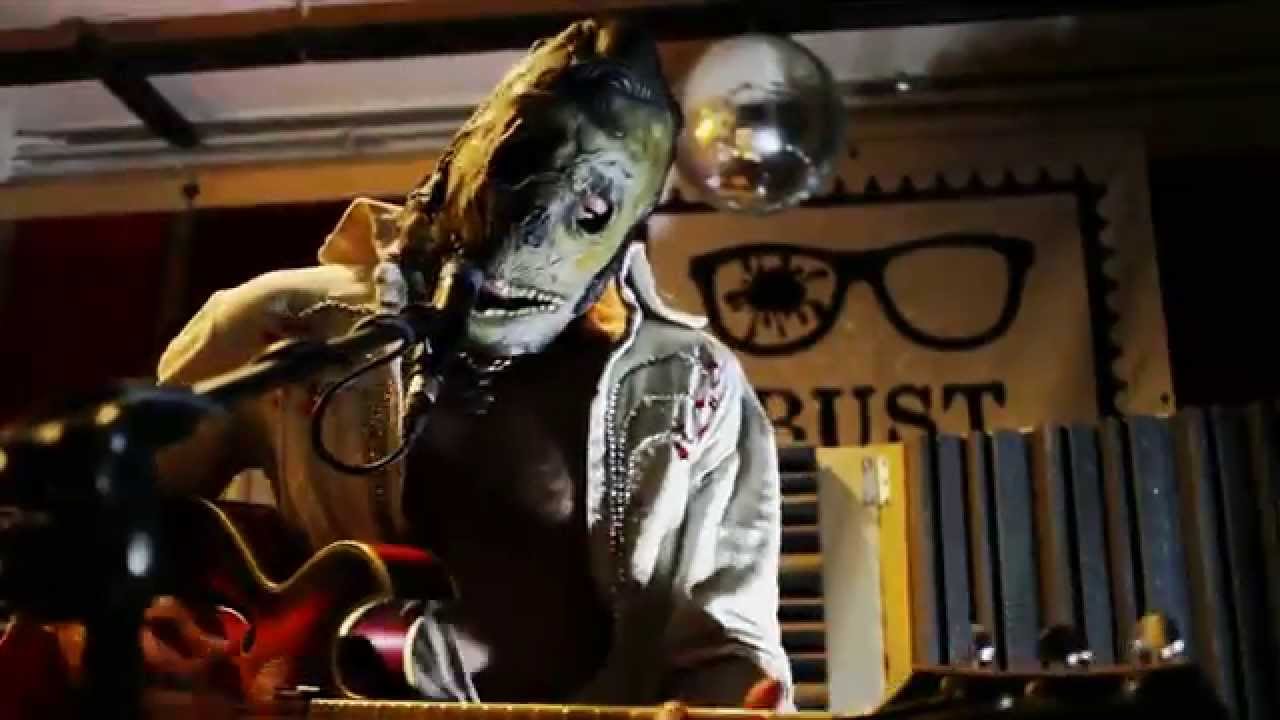 Dead Elvis & His One Man Grave Live Session @ Busthard Studios #2