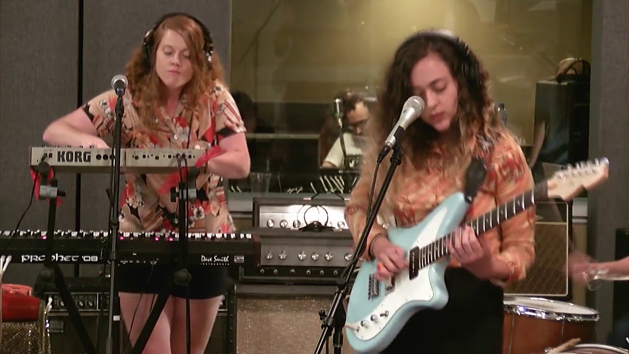 Pearl Earl - Full Session - Daytrotter Session - 7/3/2018