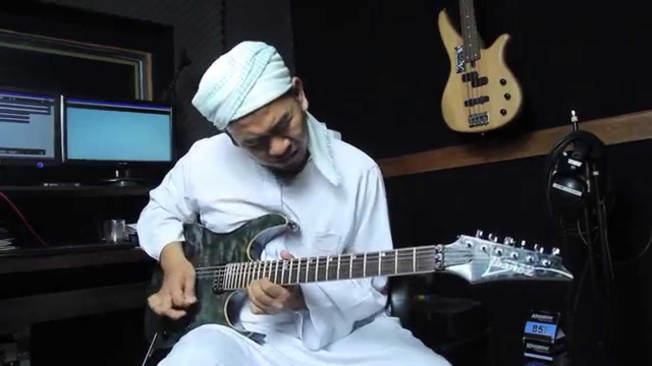 FLYING WITH IBANEZ INDONESIAN GUITAR CHALLENGE 2015 -Mr.Labaika ( JGC )