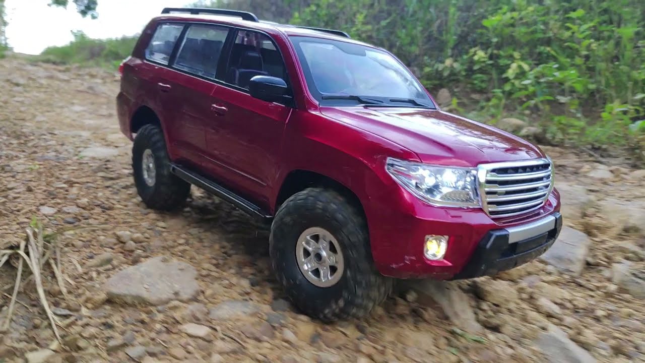 Downhilling - toyota landcruiser hardbody chassis MN. 1:12 RC