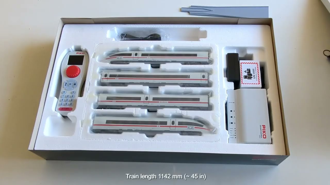 Unboxing Piko 59105 Digital Starter Set, with SmartControl WLAN, ICE 3 and track oval with roadbed.