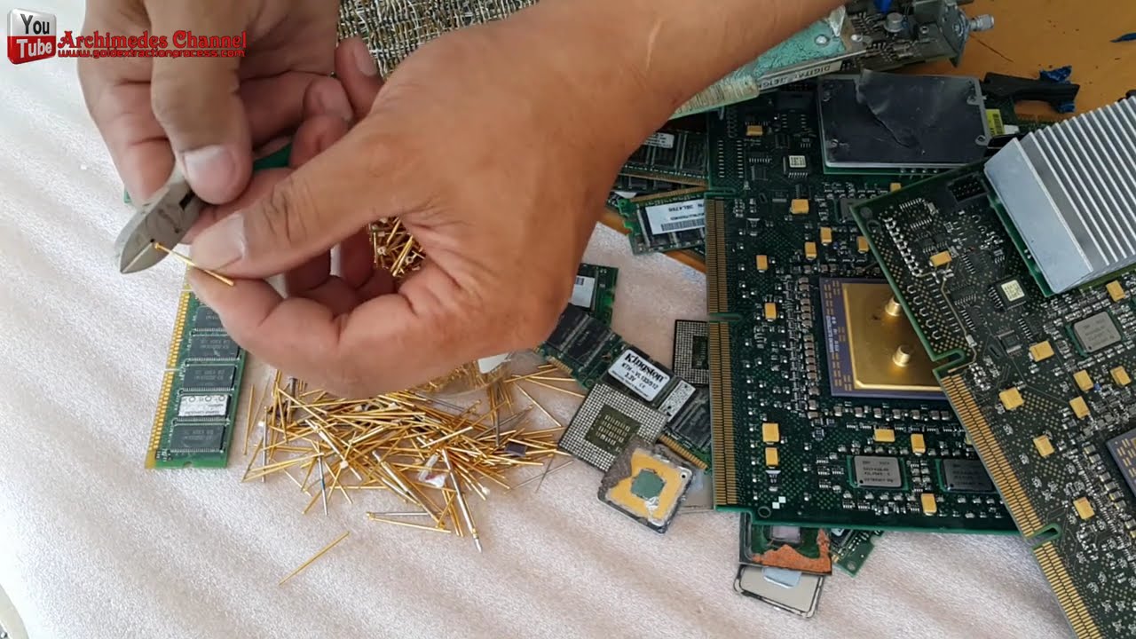 🔧💡 Dissecting Gold-Plated Connector Pins &ndash; See What&rsquo;s Inside for Gold Extraction!