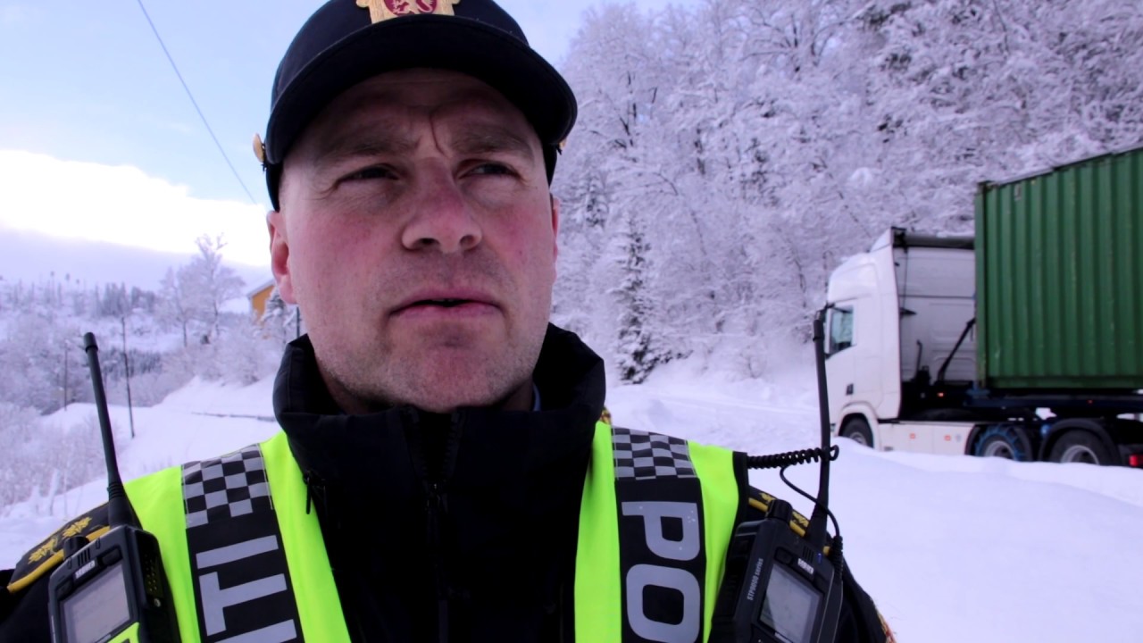 Trafikkproblemer på  Fv 65 ved Storås i Orkland kommune 24. februar