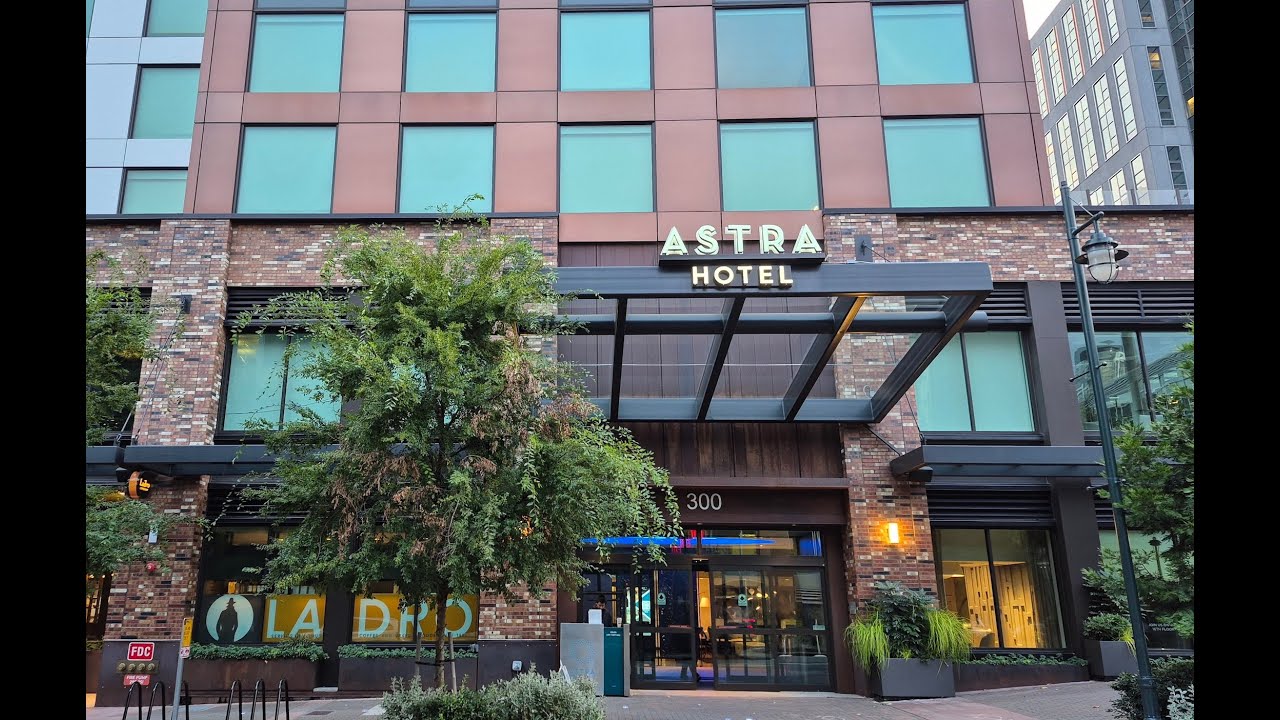 Astra Hotel Seattle Washington Room Tour Review & City Shots Photos From 2025 Guide Vacations