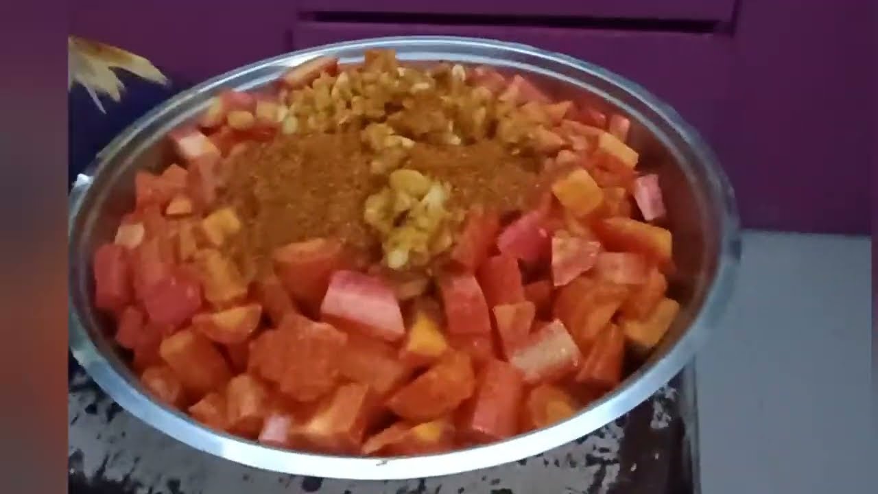 Jyada samay Tak tikne wala gajar ka Achar full video#madhuversee (madhu ki duniya)