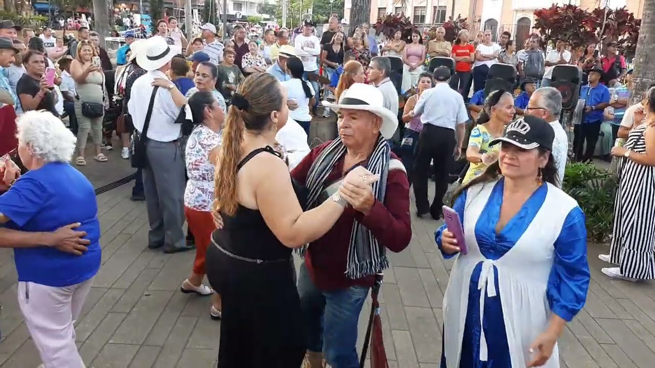 Los integrados parranderos. Varios temas 2. Marzo 10 2024.