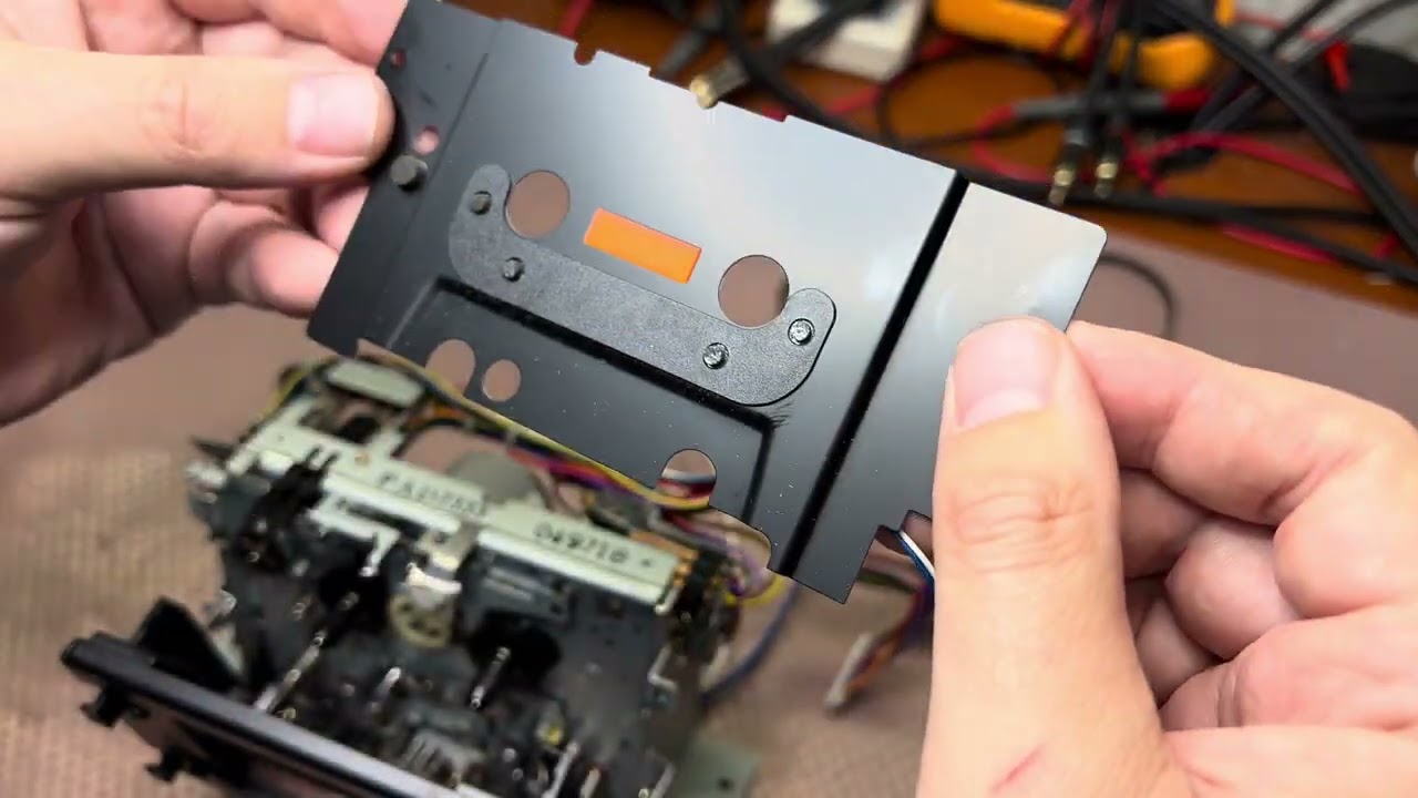 Восстановление Teac V-8030S — раскрыто обслуживание ленточного транспортера