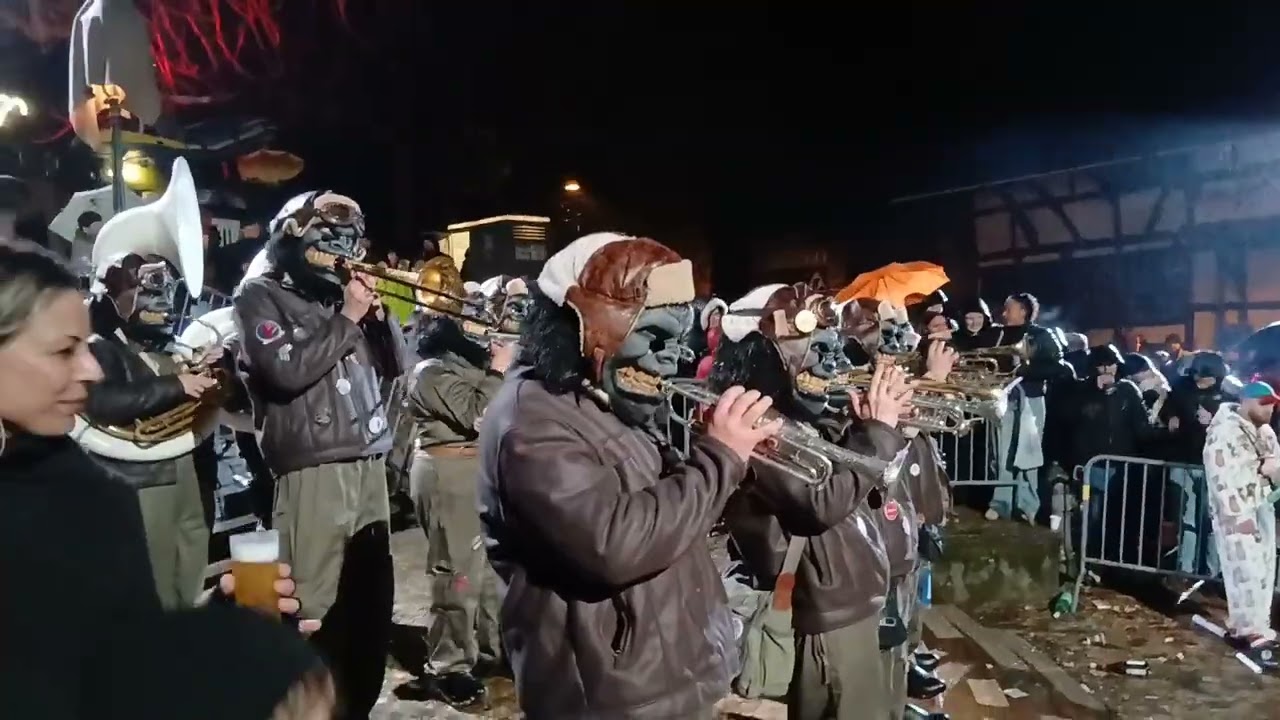 GuggeMuusik Fliegedätscher Schwellheim(Allschwil (Allschwiler Fasnacht 15.2.2026)