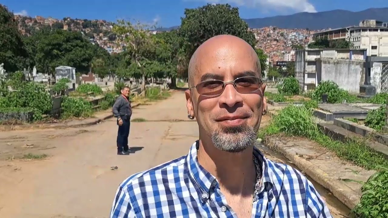 📹Recorrido x El Cementerio General del Sur (2024): Guía @geronimomaneiro