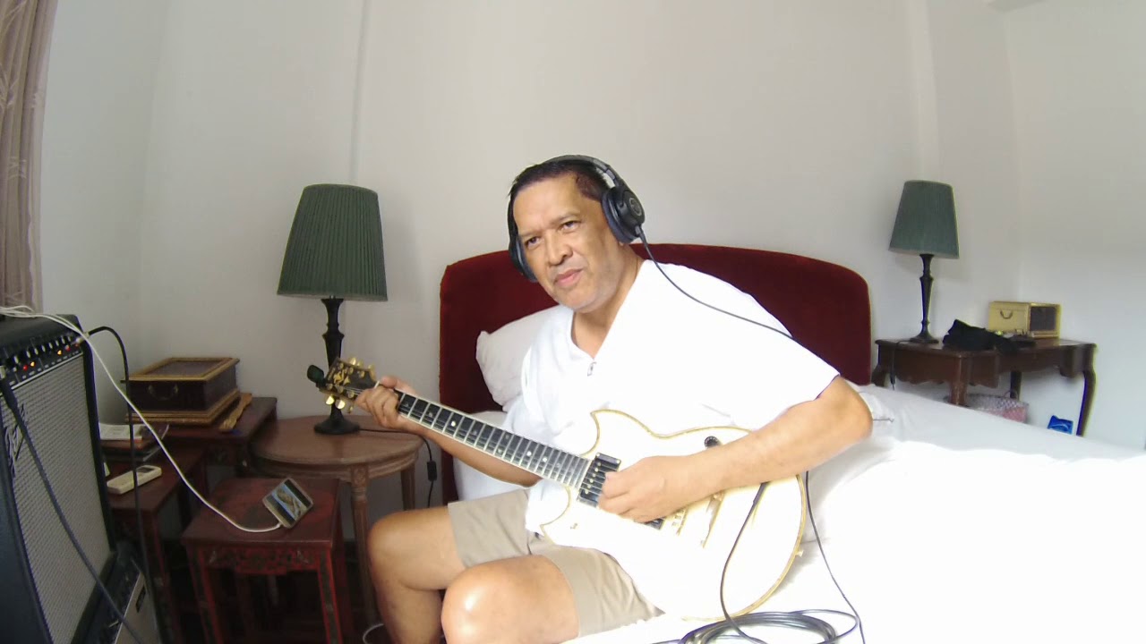 Panama van halen cover by johan taharin 12 15pm thursday jan 18th2018.jam only😄