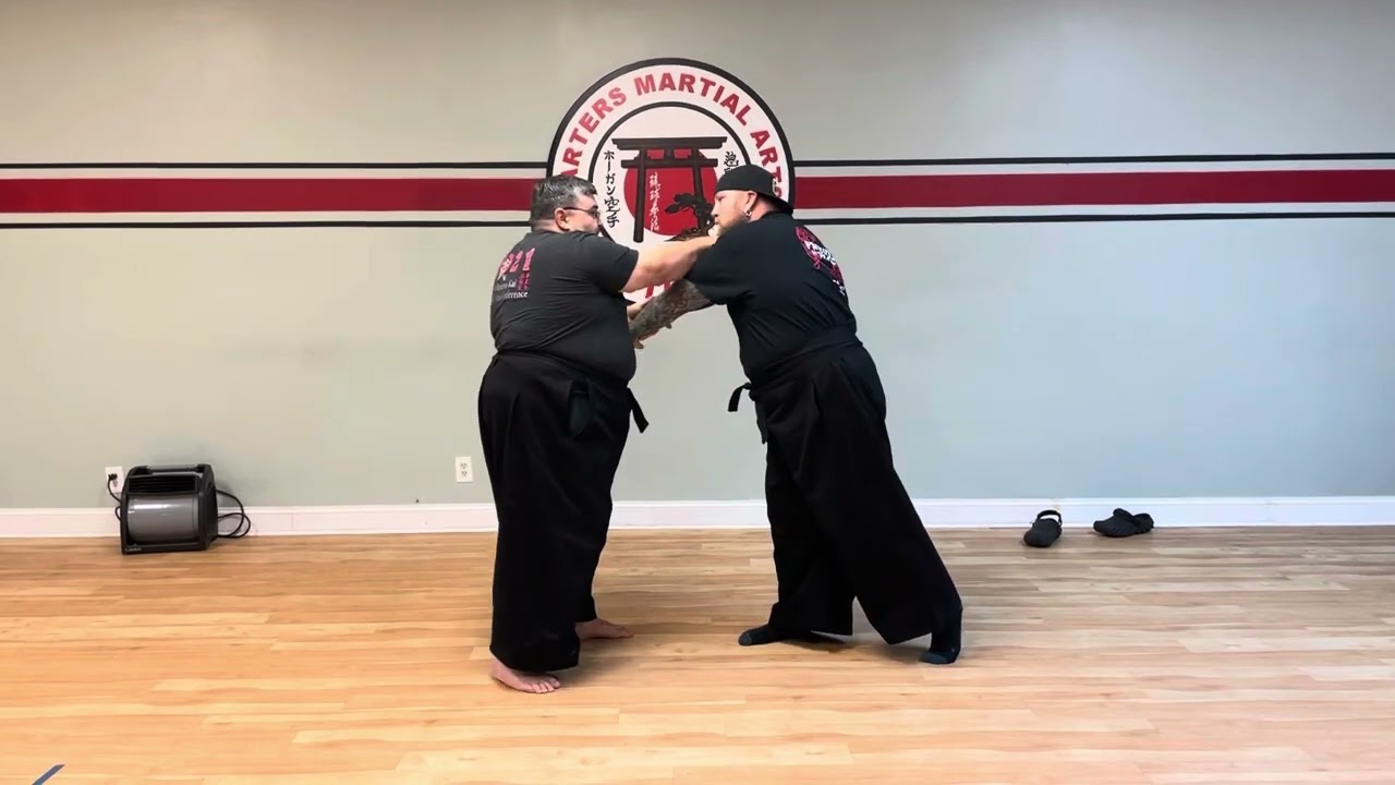 Movement and Atemi within Naihanchi Kata #oyatate #drills