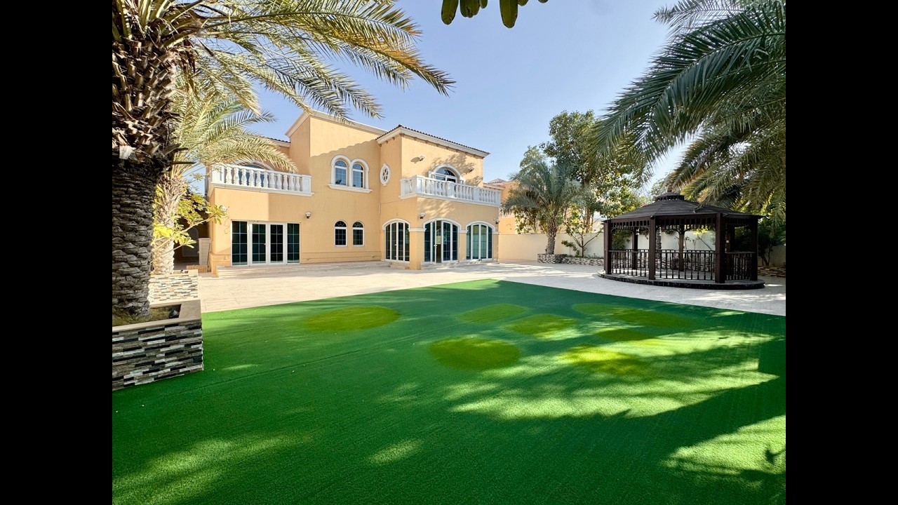 Exquisitely Upgraded | HUGE Plot| 10,000 Sqft