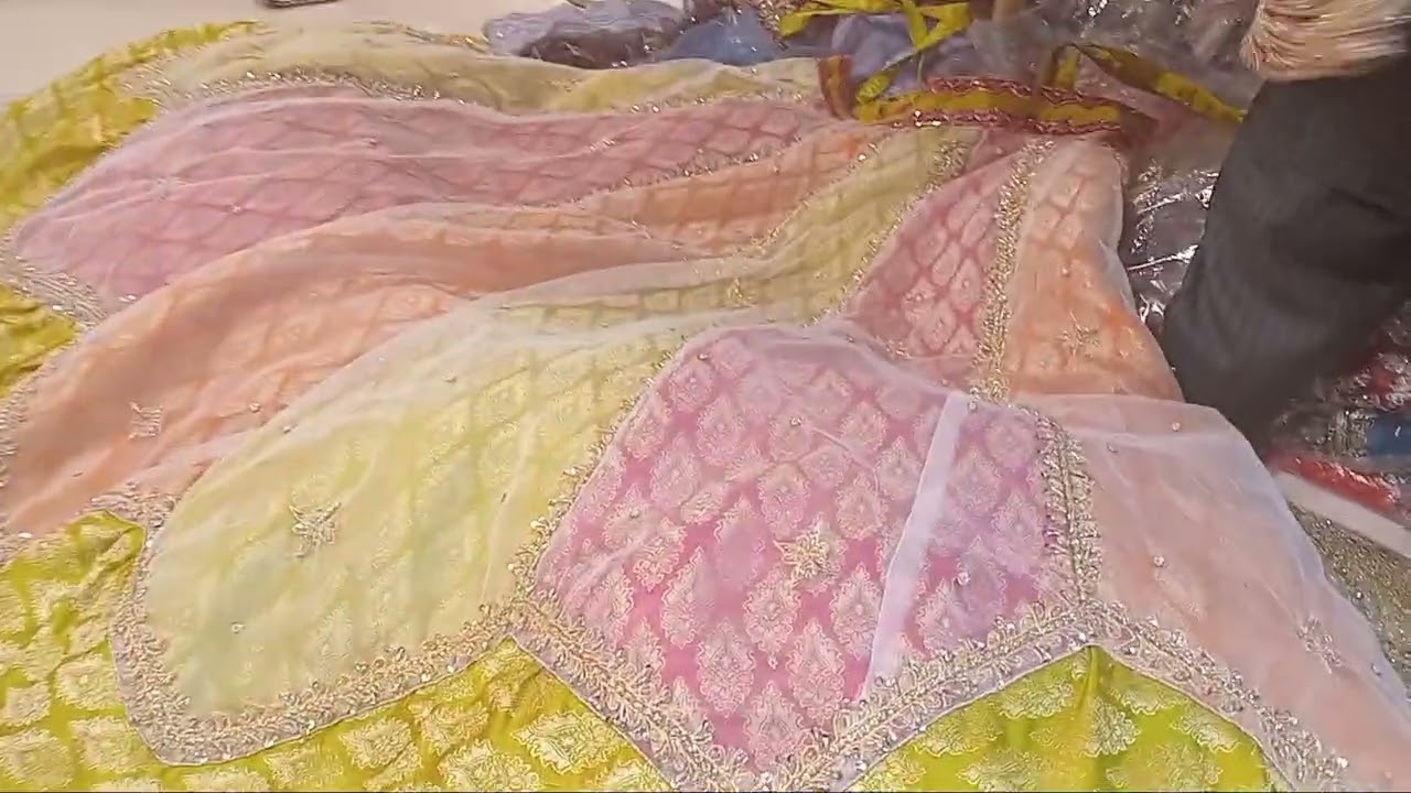 Shopping for bridal dresses in Raja Bazaar Pt 2