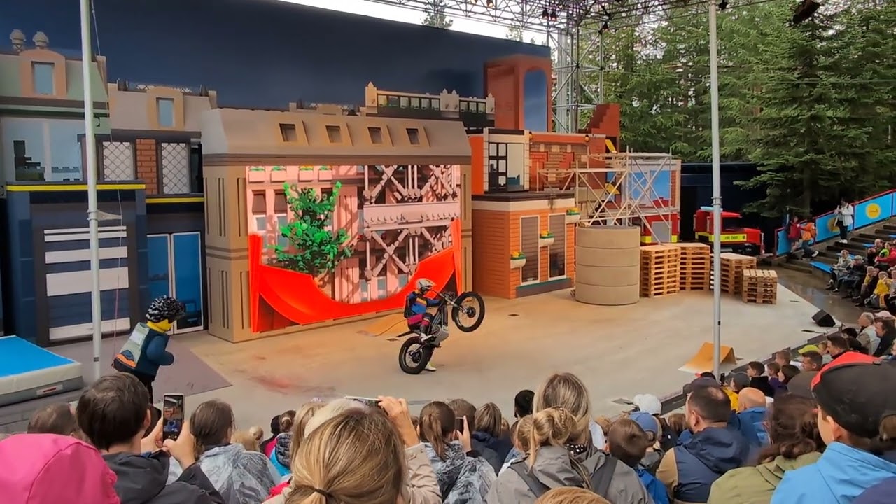 LEGO City Sommershow | Die neue Show im Legoland Deutschland 2025 | Full Show mit Stunts und Action