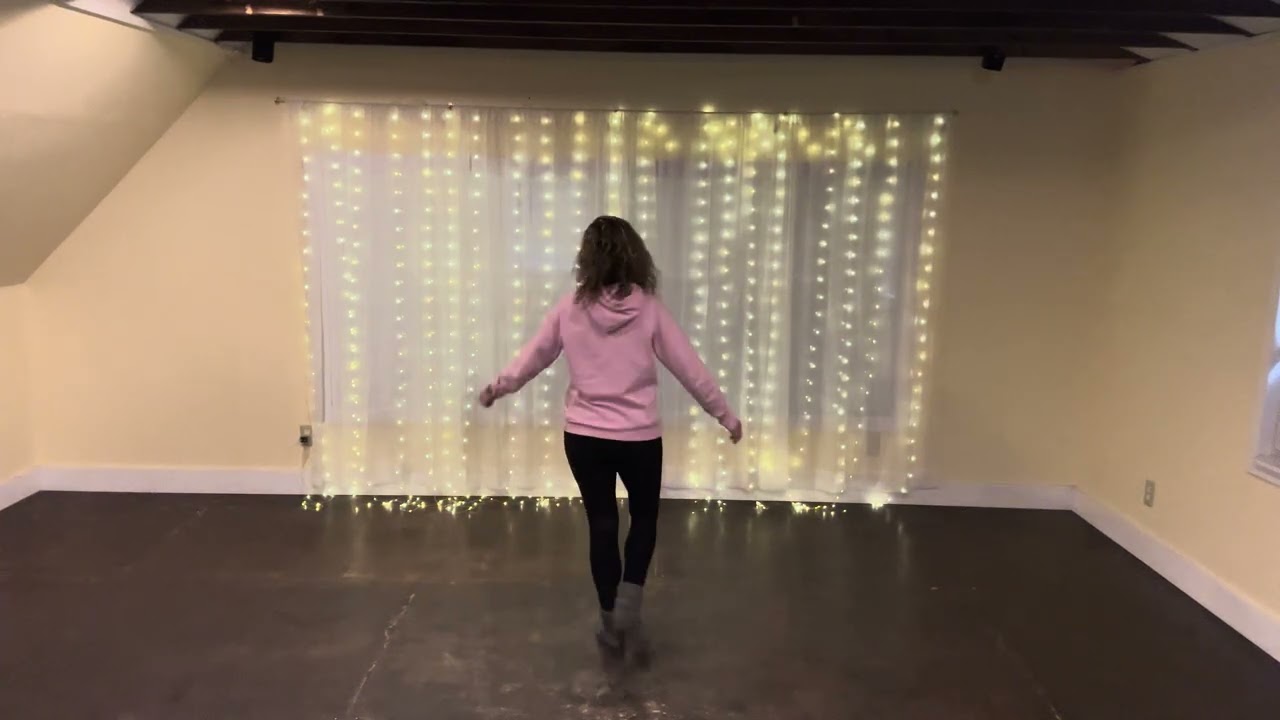 “The Queen” Intermediate Line Dance Demo