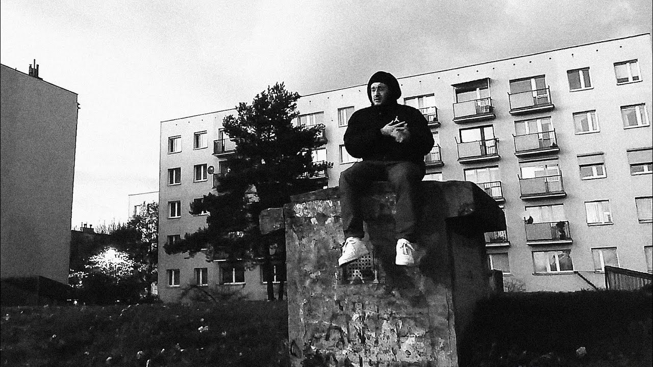 Tommy - KOCHAMTOMIASTO/OSTR&Oacute;W [Official Music Video]