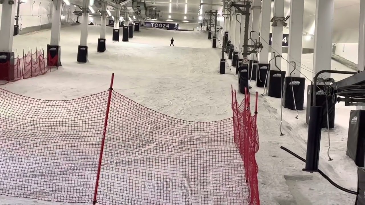 Indoor ski slope - Milton Keynes, UK