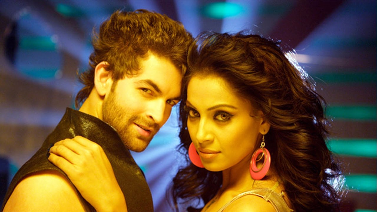 Bipasha's dance moves