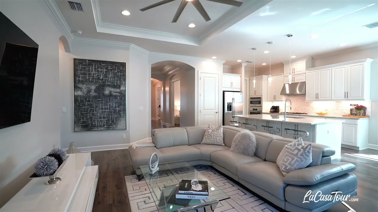 8696 Dilillo Ct Naples, FL 34119 - Esplanade Golf & Country Club