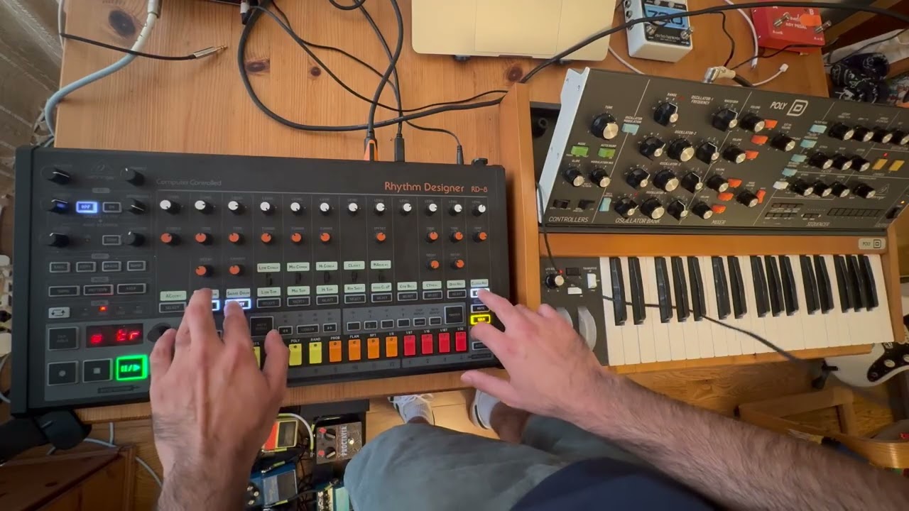 Behringer Poly D & RD 8