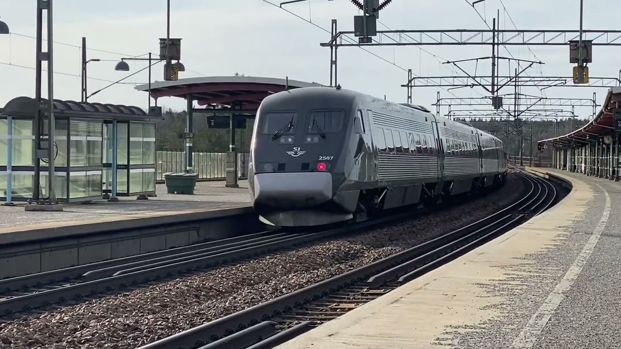 Svenska Tåg del 22 / Swedish Trains part 22 - Södertälje Syd, mars 2025
