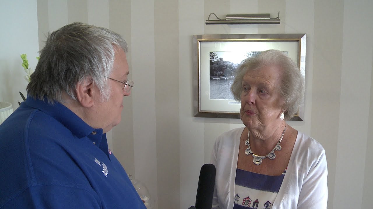 Mary Shinns hosts felt master class at GrandFest