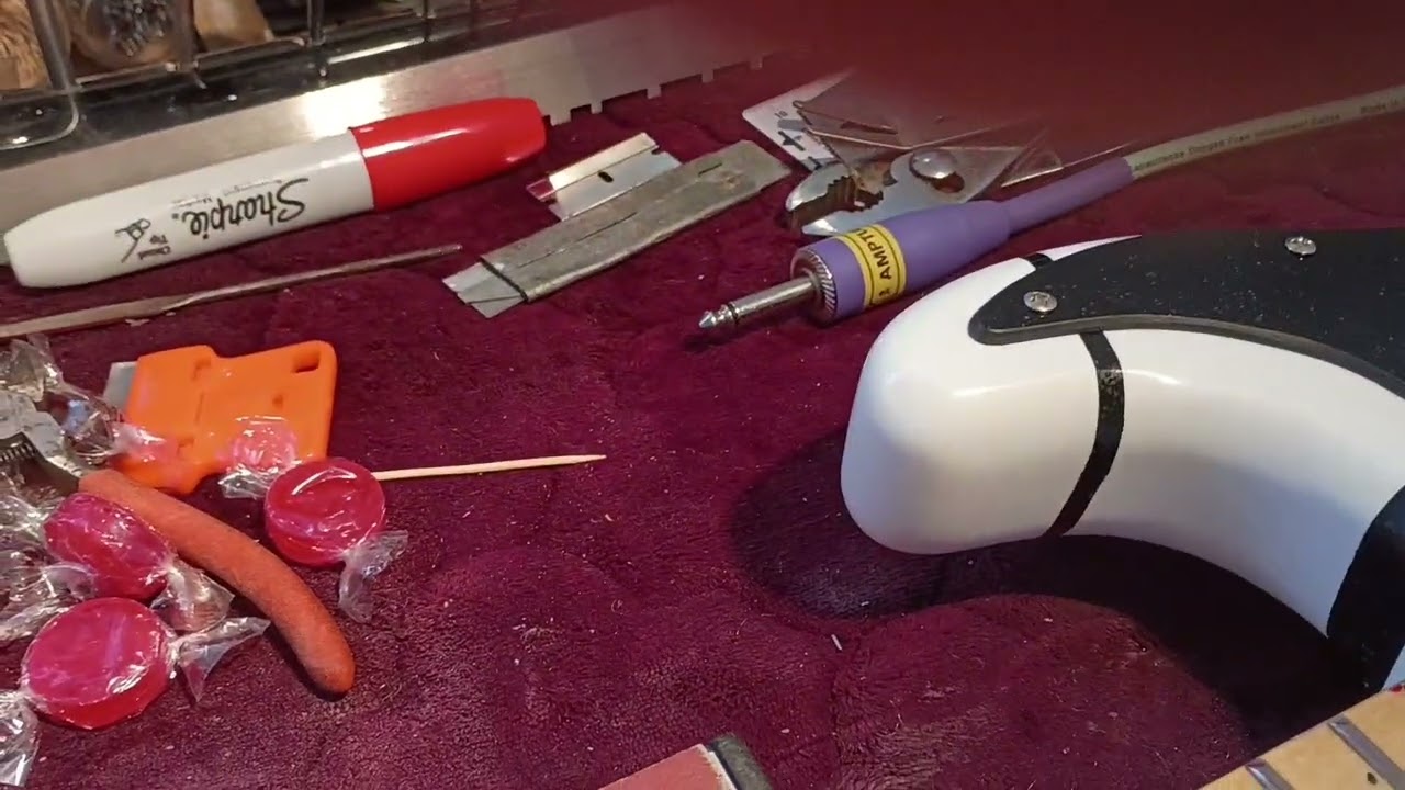 One Legged Luthier conquers a Faux Charvel PART ONE 