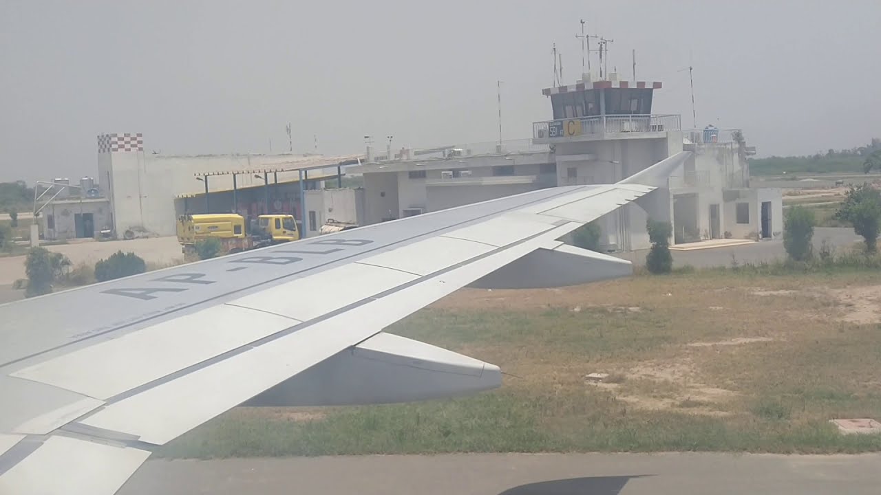 PIA A320 (AP-BLB) Landing at Faisalabad International Airport