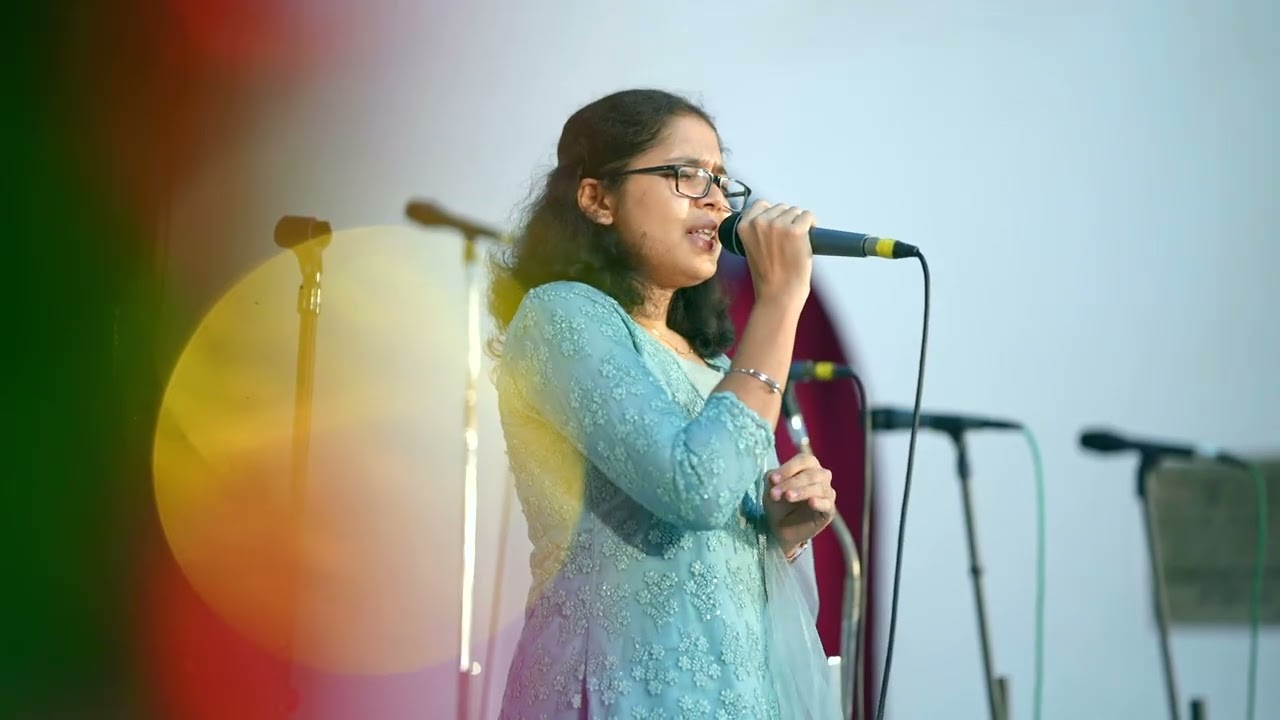 Sneham Vanna Raavu | Carols 2025 | CSI Christ Church Cathedral Choir, Kollam | Solo by Divya Joy