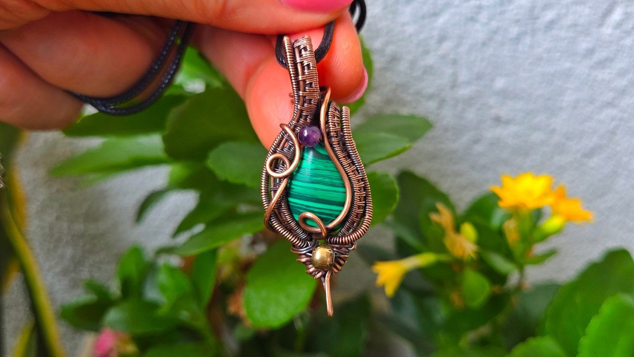 Faça um Lindo Pingente com Cabochão de Malaquita!